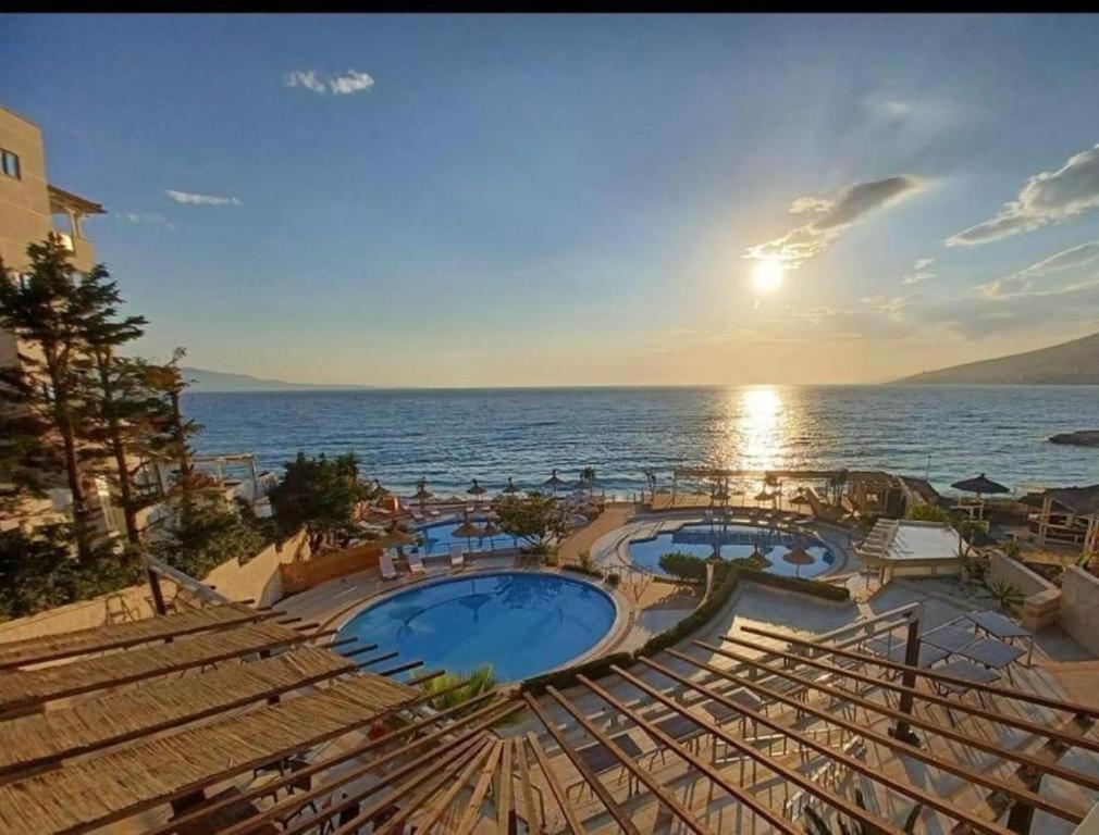 Hotel Keliani Sarandë Exterior foto